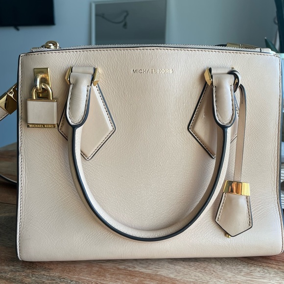 LIMITED EDITION: Michael Kors Collection Purse 
CASEY SM SATCHEL - Picture 2 of 11